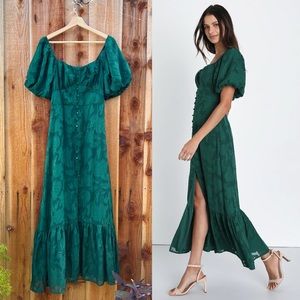 Green Floral Jacquard Puff-Sleeve Midi Dress 🌿
